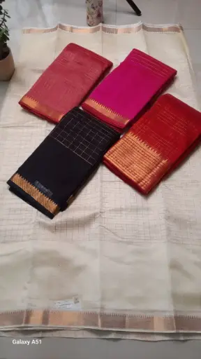 Pure Mangalgiri Handloom Zari Checks Saree